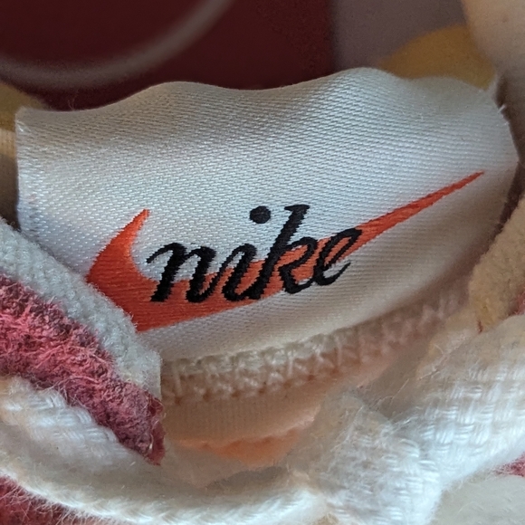 Nike Waffle Debut Adobe Red Sail Sz 7.5 | Retro Runner Vibes Sneakerhead - Picture 11 of 14